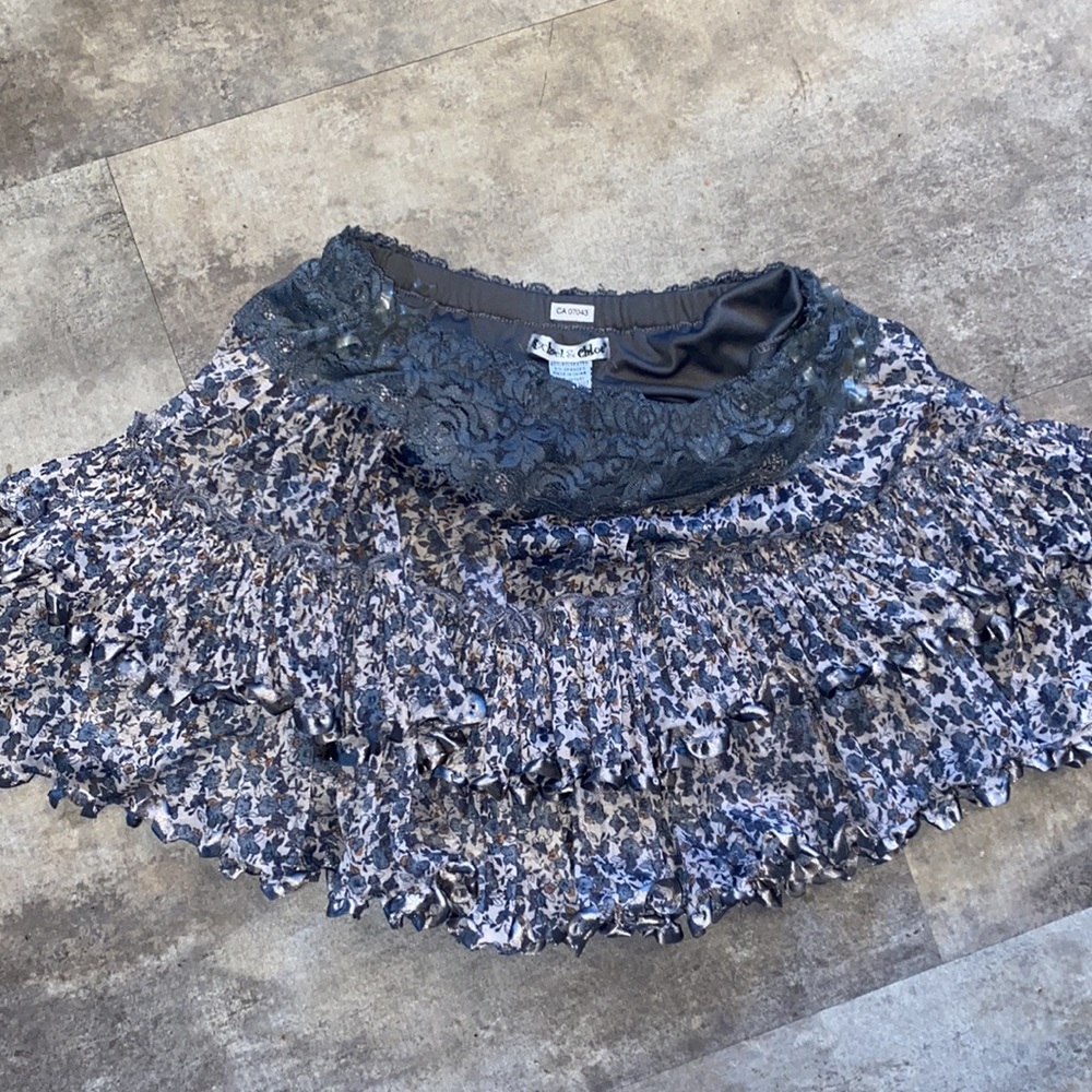 Rachel &Cloe Ruffle Skirt - Picture 5 of 5